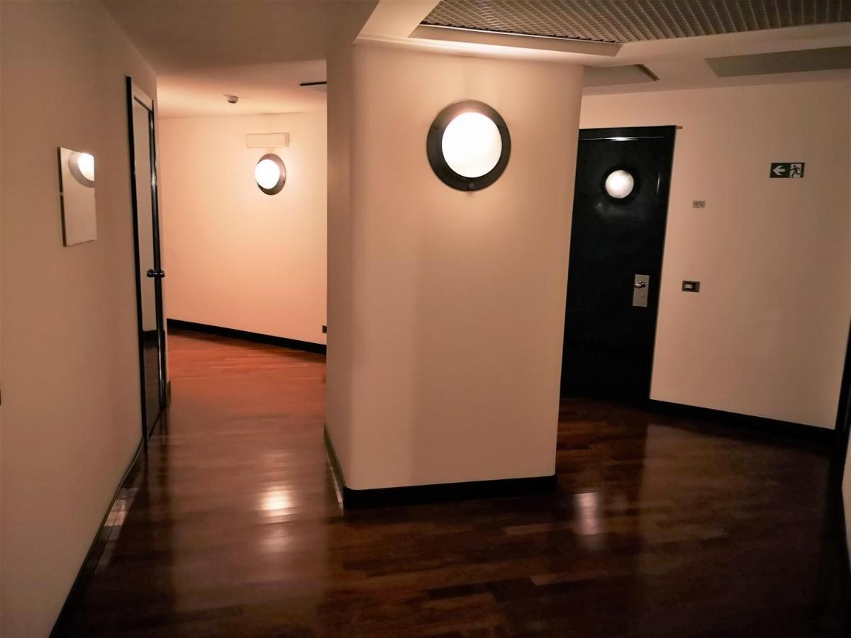 Suite Lambruschini Central With Top City View - Free Covered Parking Genoa Exterior photo
