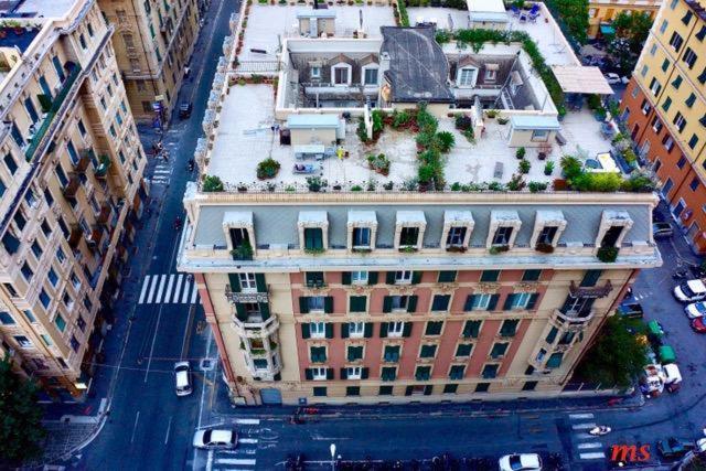 Suite Lambruschini Central With Top City View - Free Covered Parking Genoa Exterior photo