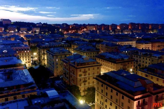 Suite Lambruschini Central With Top City View - Free Covered Parking Genoa Exterior photo