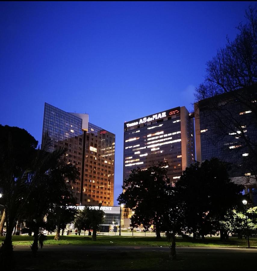 Suite Lambruschini Central With Top City View - Free Covered Parking Genoa Exterior photo